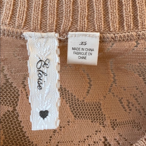 Anthropologie Rose appliqué shirt - Picture 2 of 6